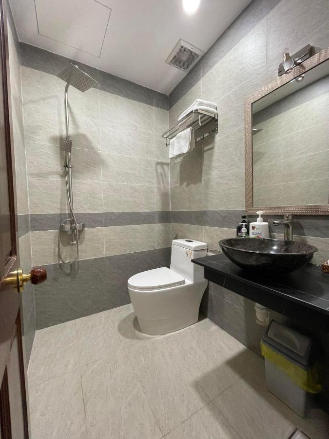 Y Linh Hotel Quy Nhon Buitenkant foto