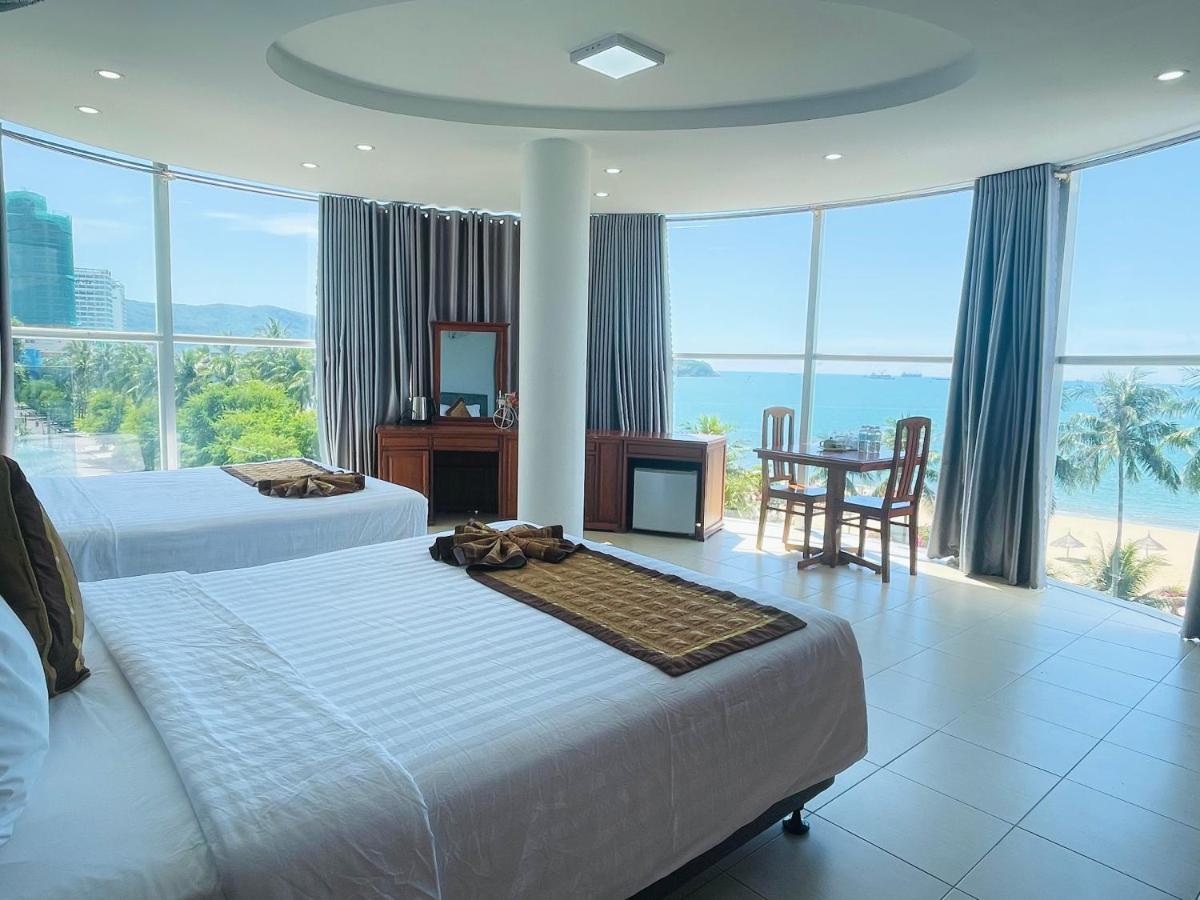 Y Linh Hotel Quy Nhon Buitenkant foto
