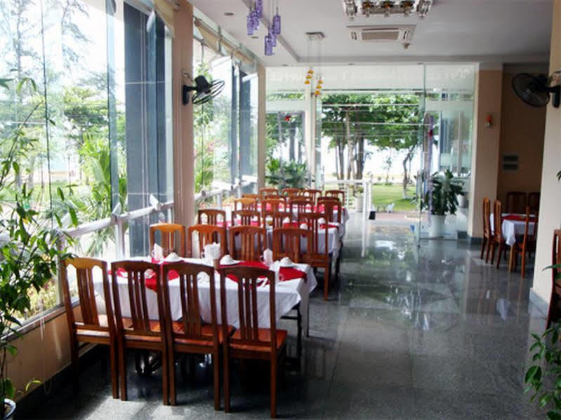 Y Linh Hotel Quy Nhon Buitenkant foto